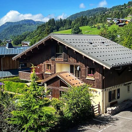 Chalet Aventure B&B レ・ジェ エクステリア 写真