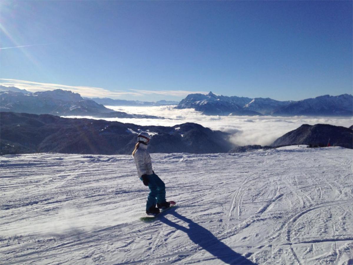 Chalet Aventure B&B レ・ジェ エクステリア 写真