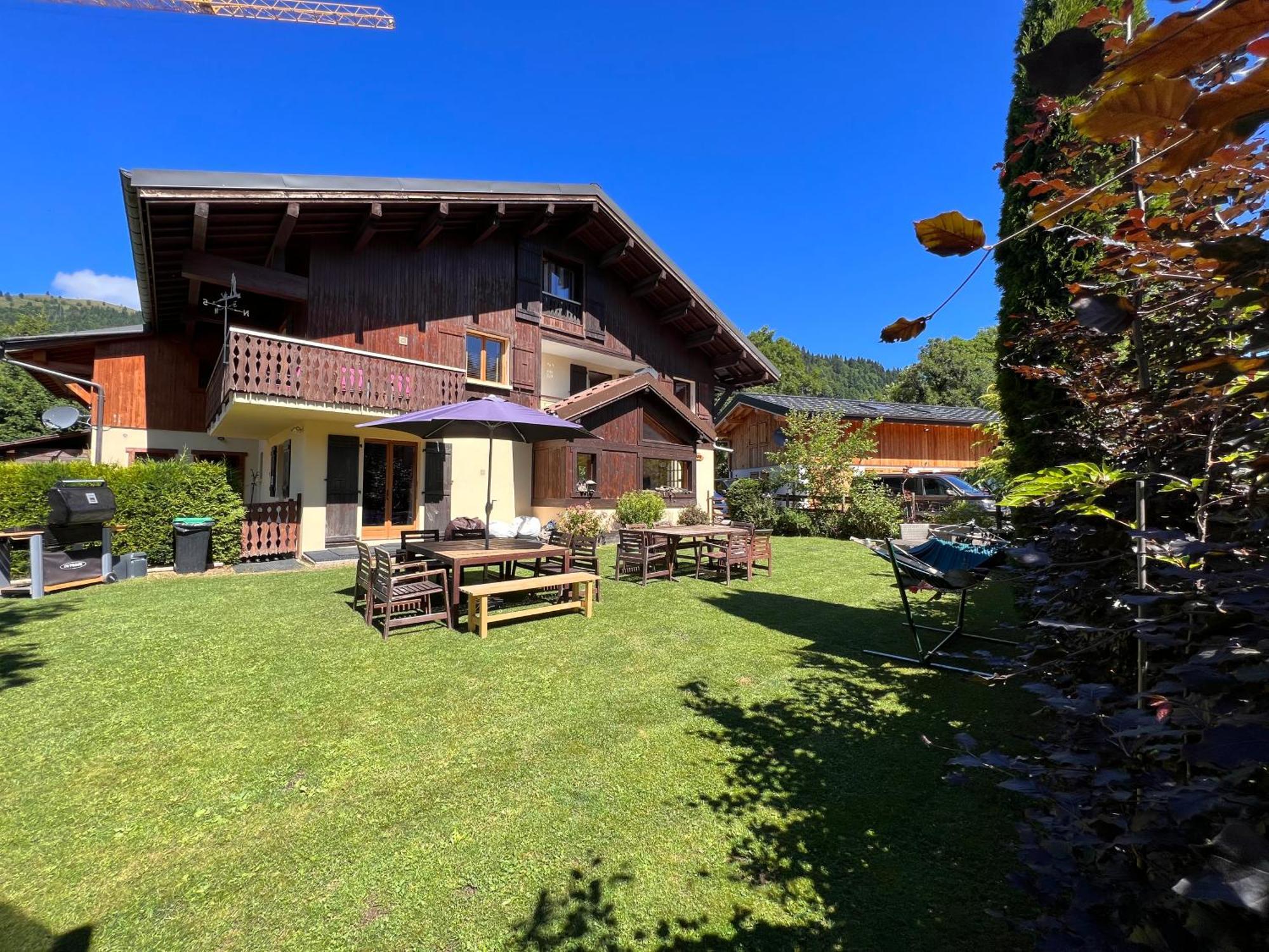 Chalet Aventure B&B レ・ジェ エクステリア 写真