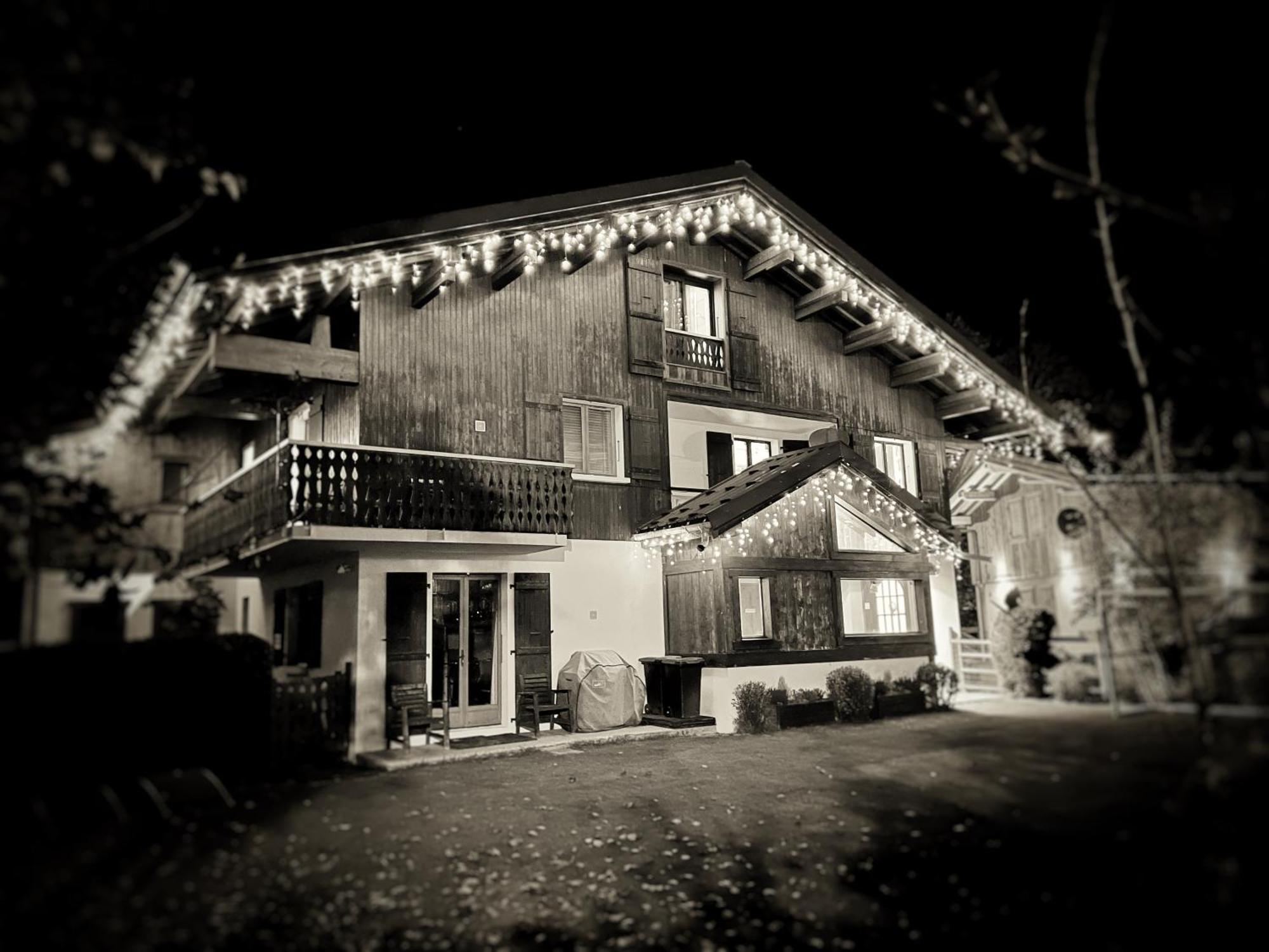 Chalet Aventure B&B レ・ジェ エクステリア 写真