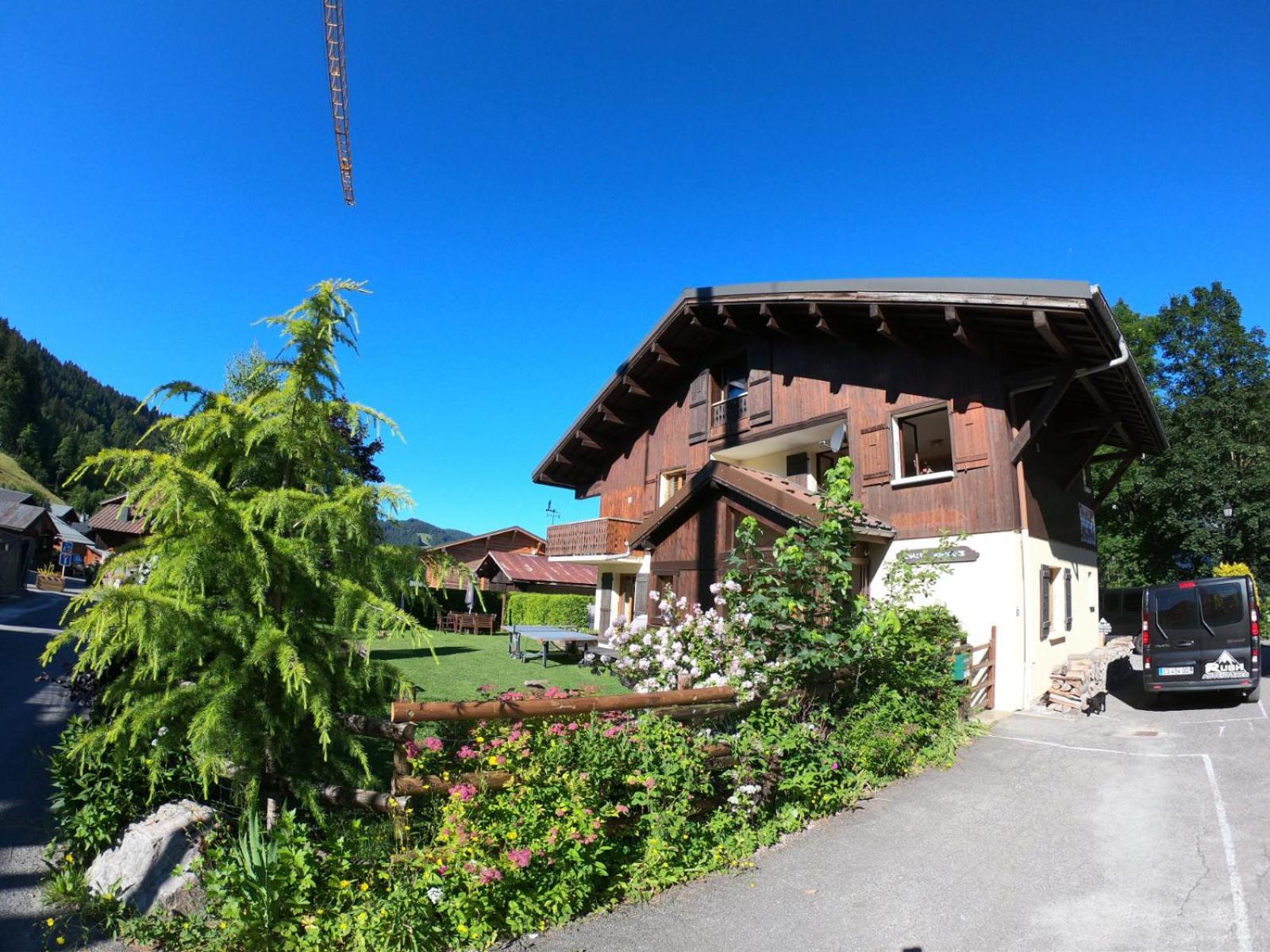 Chalet Aventure B&B レ・ジェ エクステリア 写真