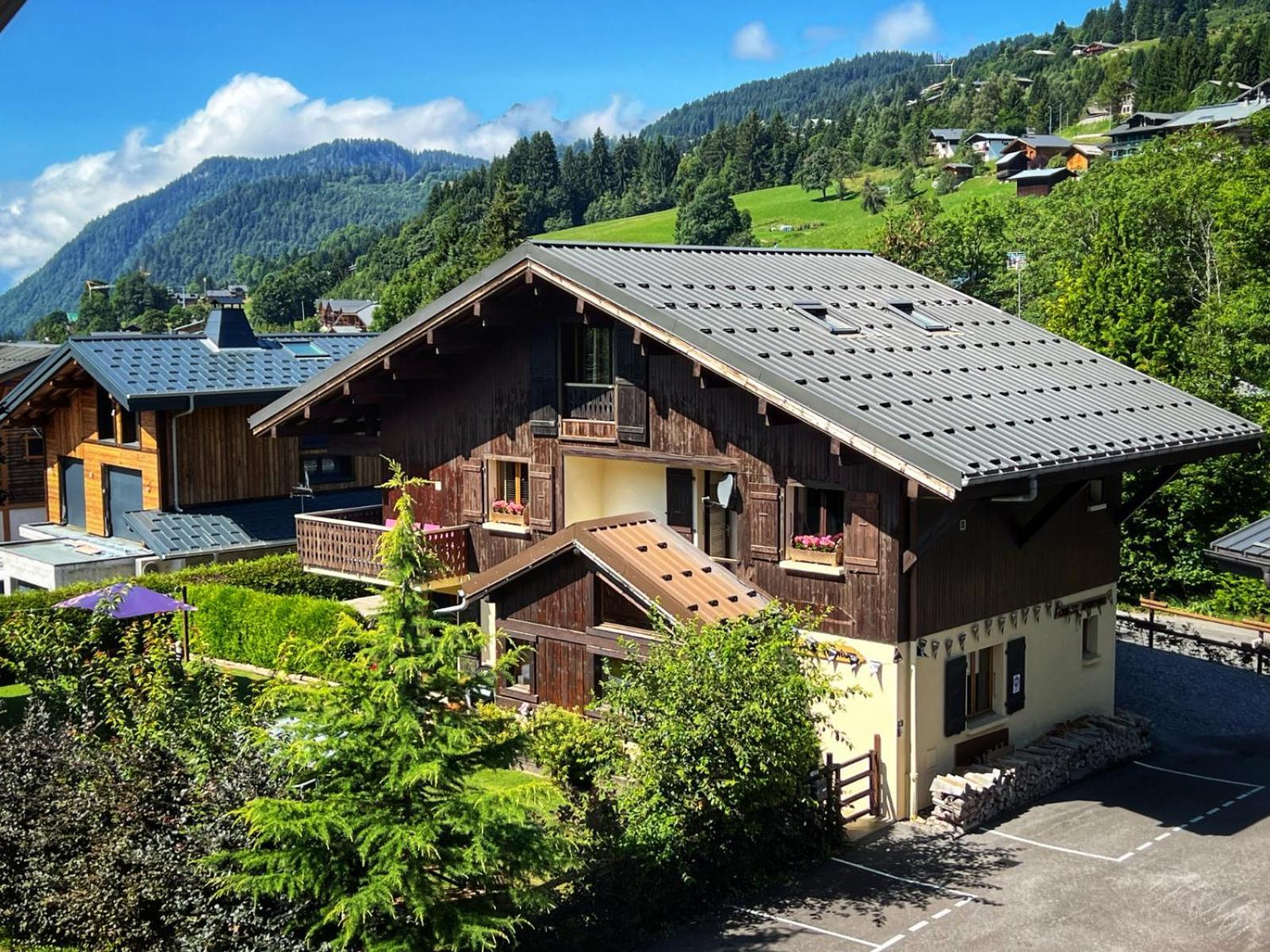 Chalet Aventure B&B レ・ジェ エクステリア 写真