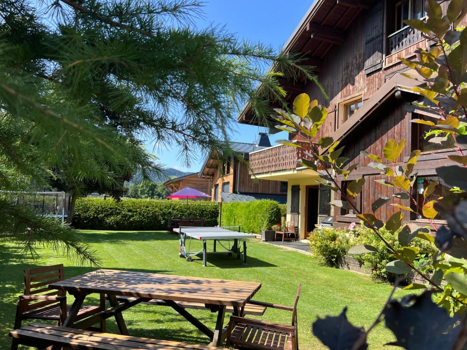 Chalet Aventure B&B レ・ジェ エクステリア 写真