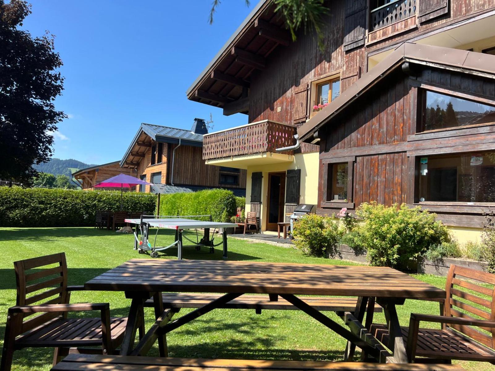 Chalet Aventure B&B レ・ジェ エクステリア 写真
